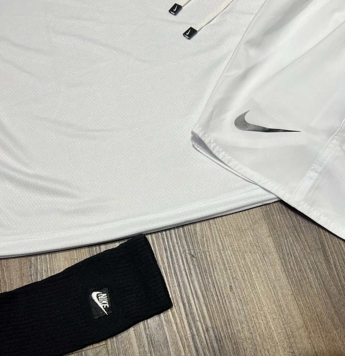 Conjunto Dri-fit: Camiseta + Shorts + Meia - Nike