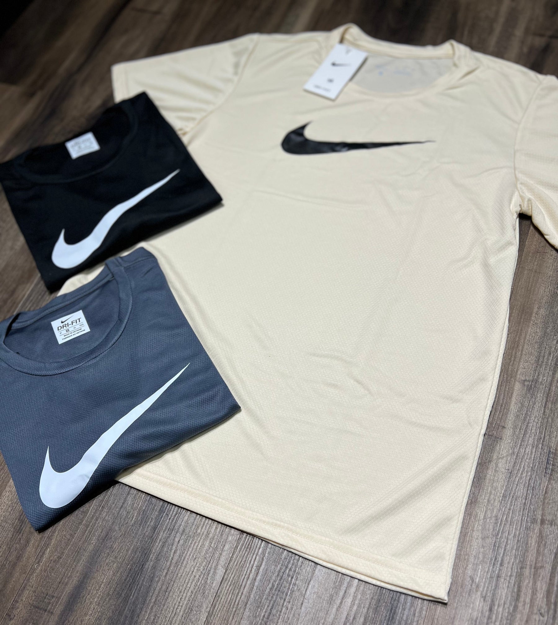 Kit com 3 camisetas nike dri-fit