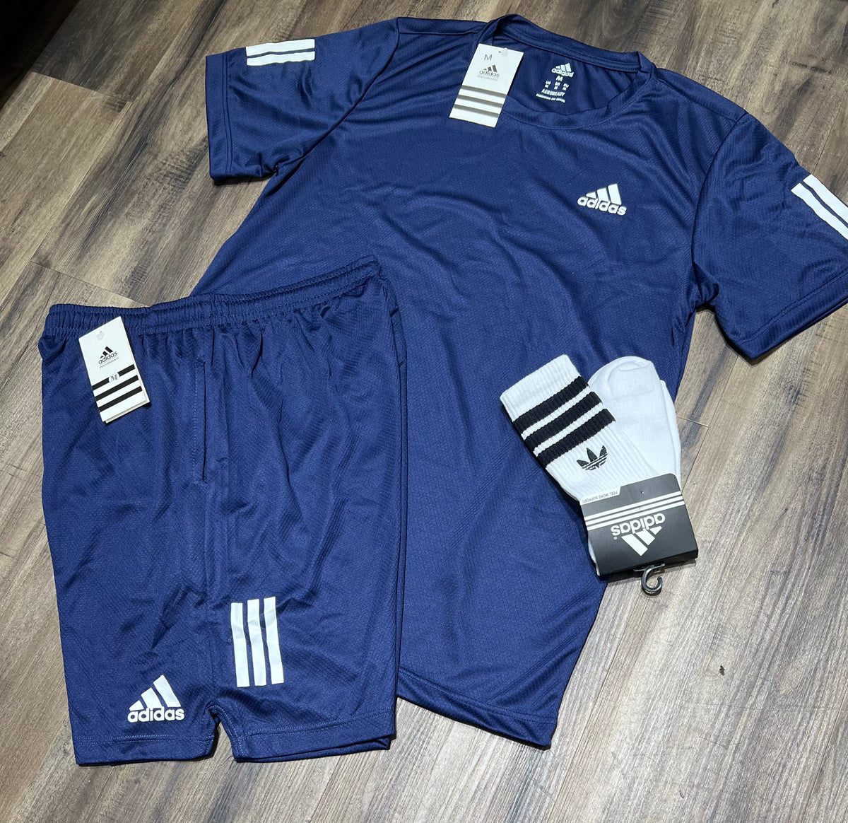 Conjunto Dri-fit: Camiseta + Shorts + Meia - Adidas