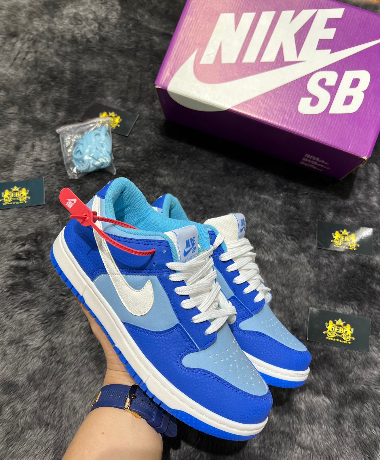 Dunk Low Azul lançamento + Relógio de Brinde