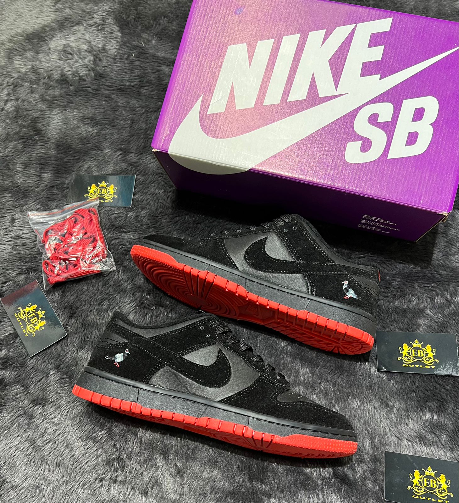 Dunk Low Bird lançamento + relógio de brinde