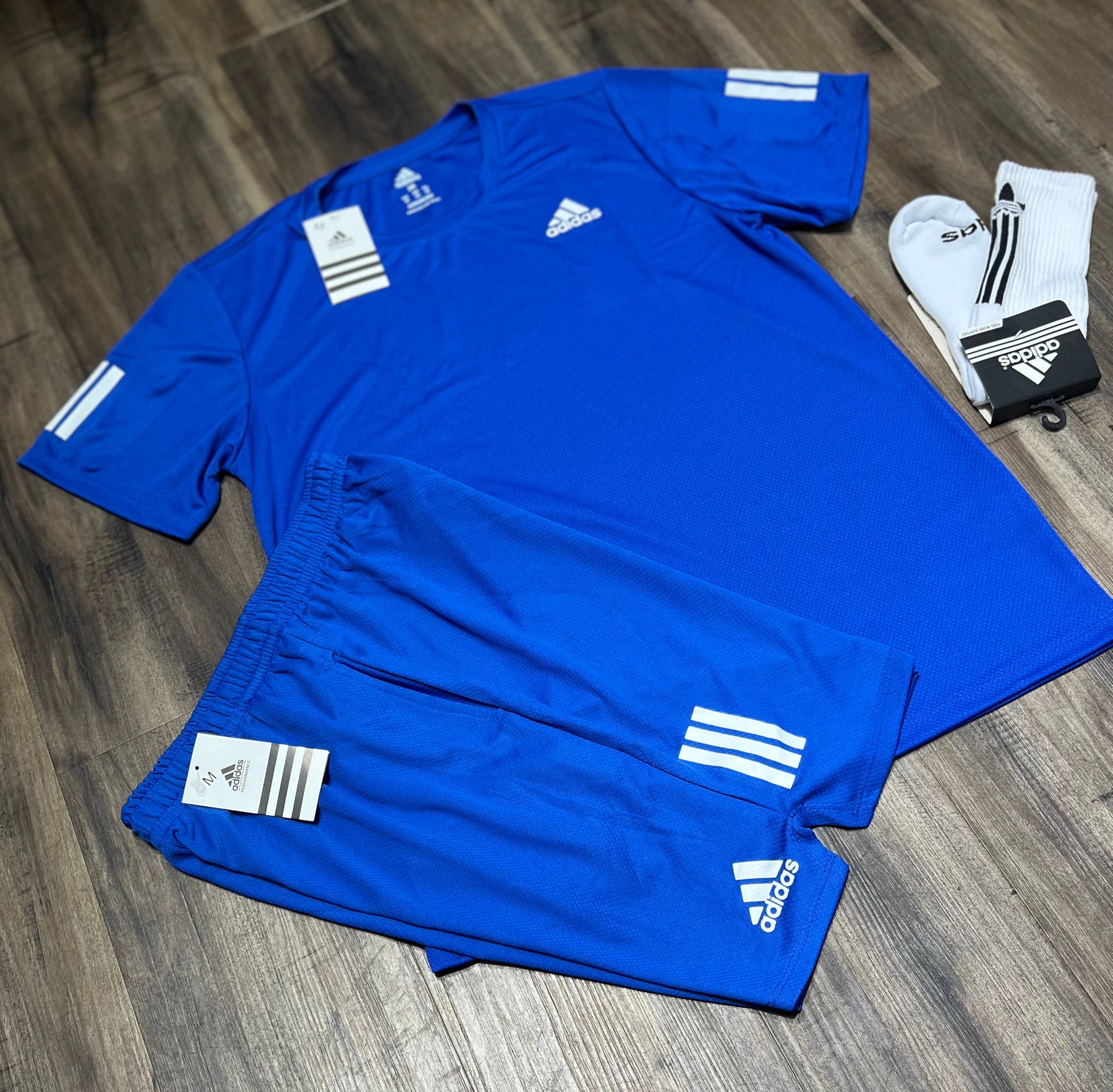 Conjunto Dri-fit: Camiseta + Shorts + Meia - Adidas