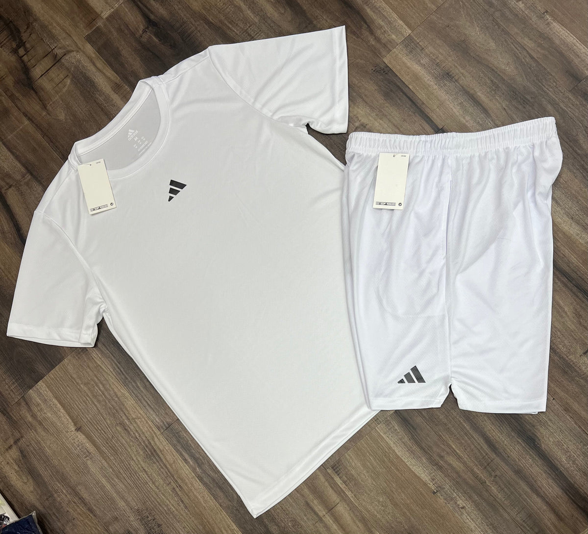 Conjunto Dri-Fit: Camiseta + Shorts - Adidas