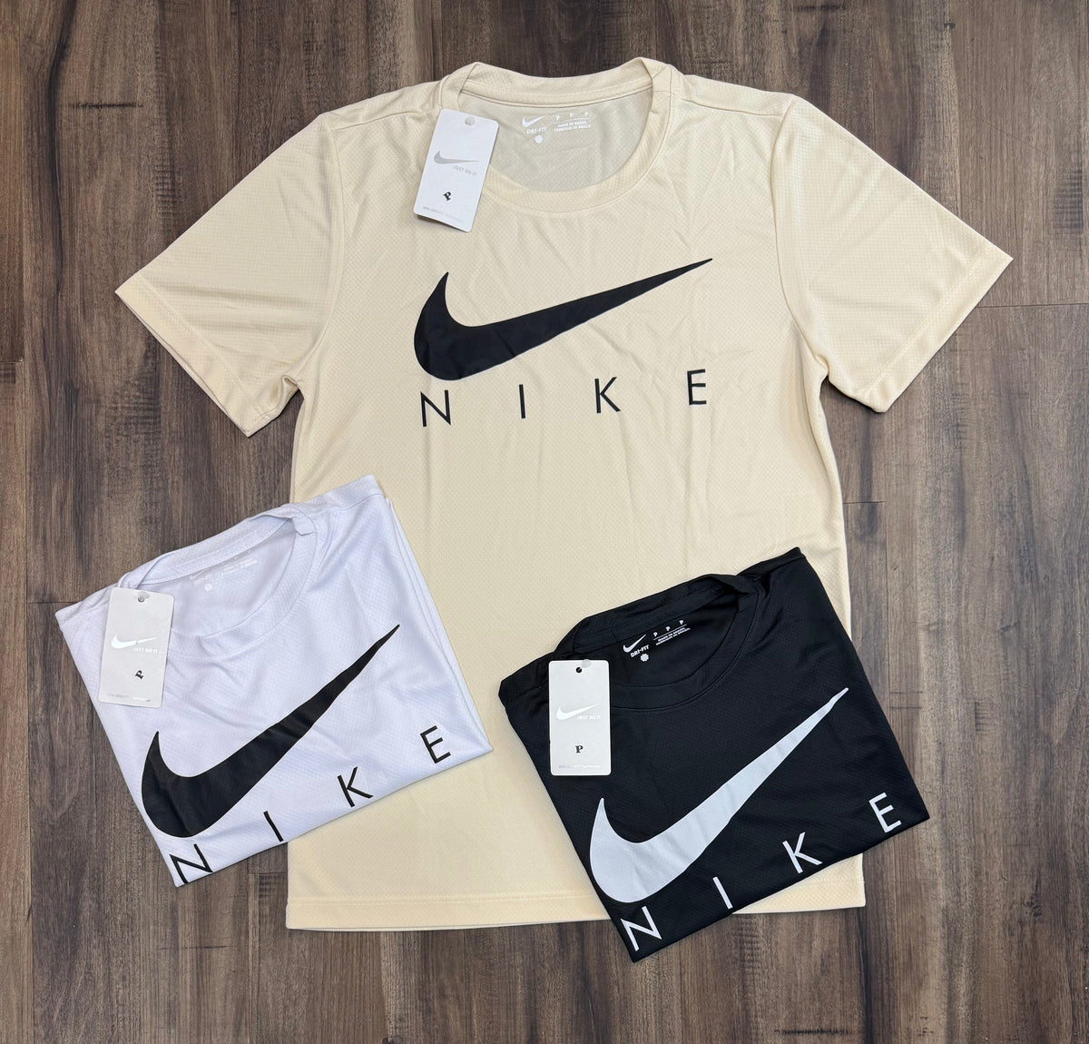 Kit com 3 camisetas dri-fit Nike
