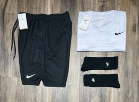 Conjunto Dri-fit: Camiseta + Shorts + Meia - Nike