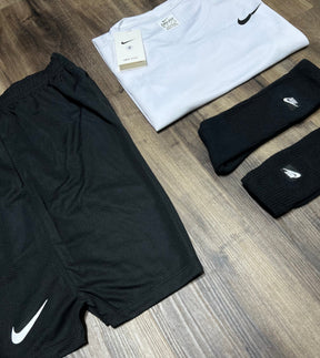 Conjunto Dri-fit: Camiseta + Shorts + Meia - Nike