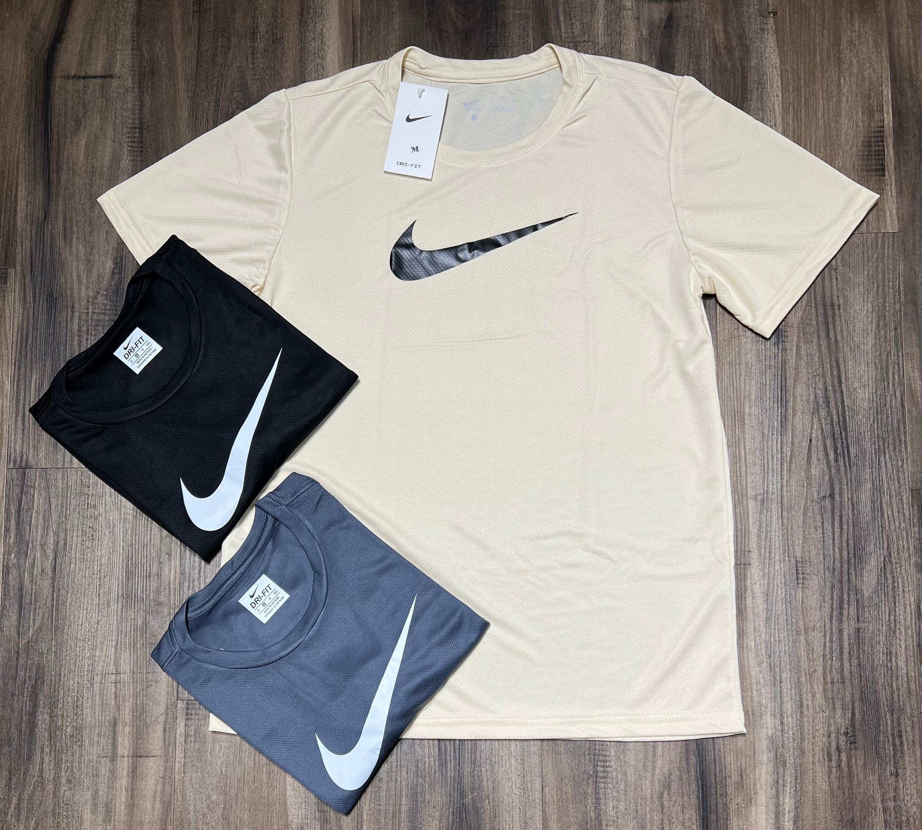 Kit com 3 camisetas nike dri-fit