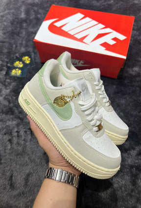 Air Force 1’07 SE sisterhood lançamento + relógio de Brinde