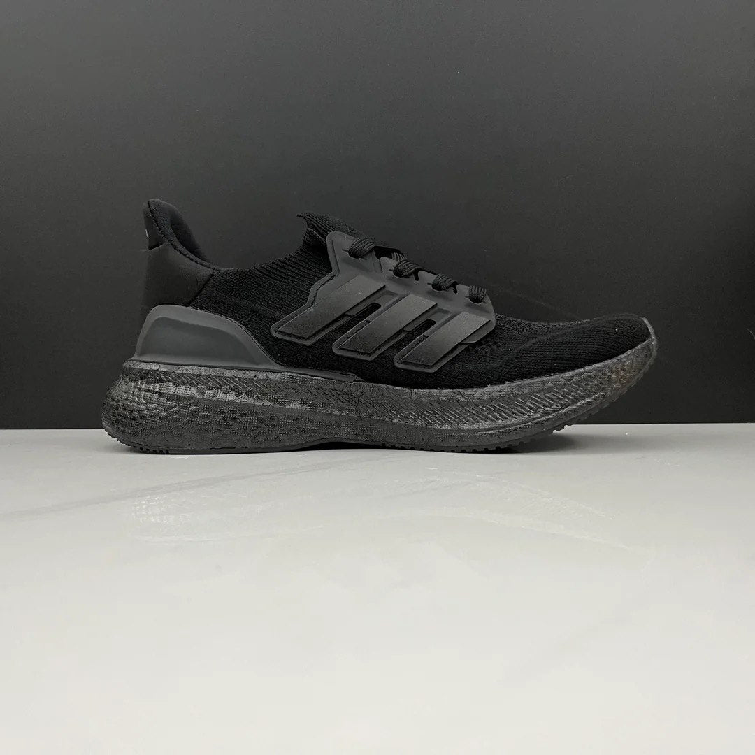 Adidas Ultraboost 5 Preto